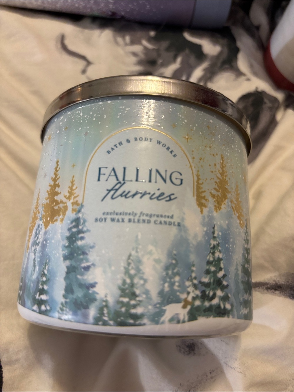 Bath & Body Works Falling Flurries Candle — Blue & Gold Winter Forest 3 wick